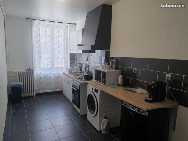 Appartement T2 Courte Duree Coup De Coeur Toute A 5 Minutes Saint-Etienne  Eksteriør bilde
